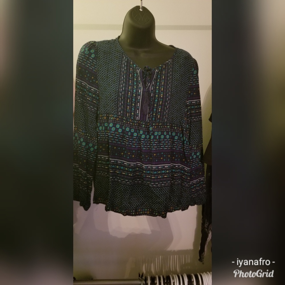 Long sleeve casual top